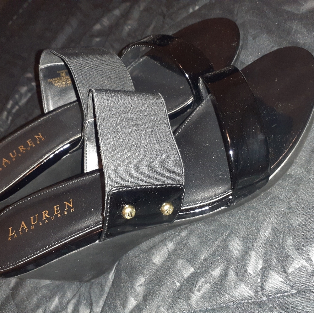 Lauren Ralph Lauren platform sandle